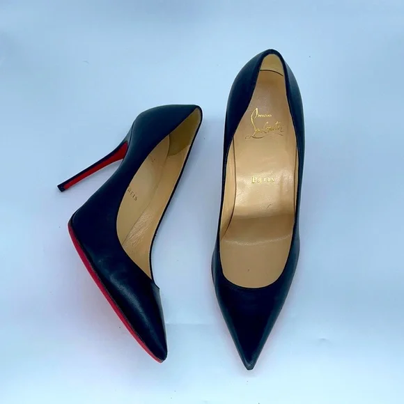 Christian Louboutin Black leather Pointed toe pumps 38 - Picture 1 of 8